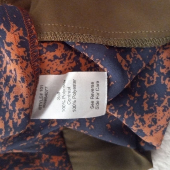 Cabi 101 Border Wrap Orange Navy Snakeskin Blouse - Picture 10 of 11